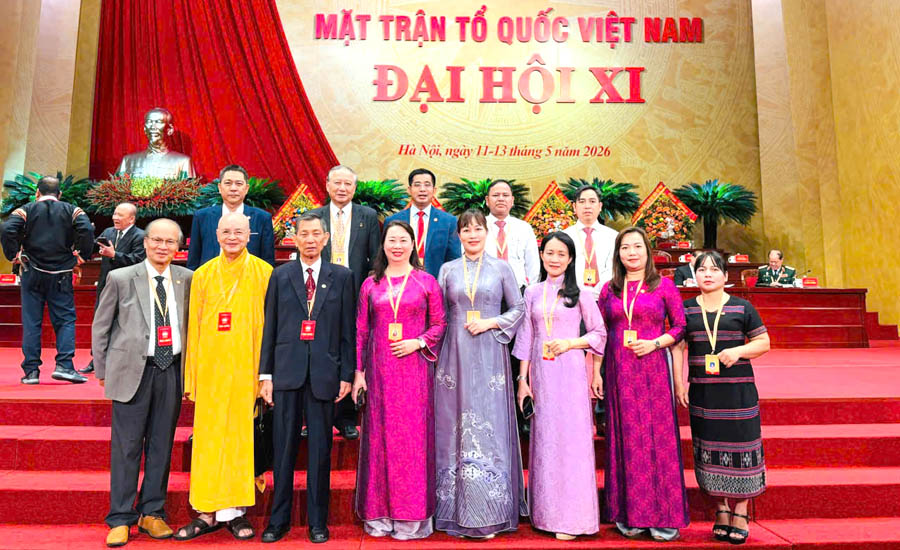 Ch&uacute;c[-]mừng[-]c&aacute;c[-]vị[-]l&atilde;nh[-]đạo[-]VACNE[-]tr&uacute;ng[-]cử[-]Uỷ[-]vi&ecirc;n[-]UBTW[-]Mặt[-]trận[-]Tổ[-]quốc[-]Việt[-]Nam
